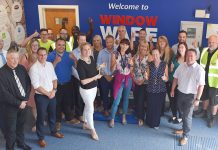 WINDOW WARE WINS 2018 SME BEDFORDSHIRE BUSINESS SERVICE EXCELLENCE AWARD