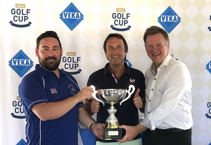Justin Williams, Modplan (l) and Alan Burgess, Timberweld (r), win the VEKA France golf cup