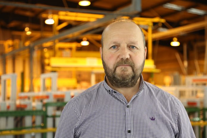 PR466 - Howard Trotter - Shelforce Business Manager